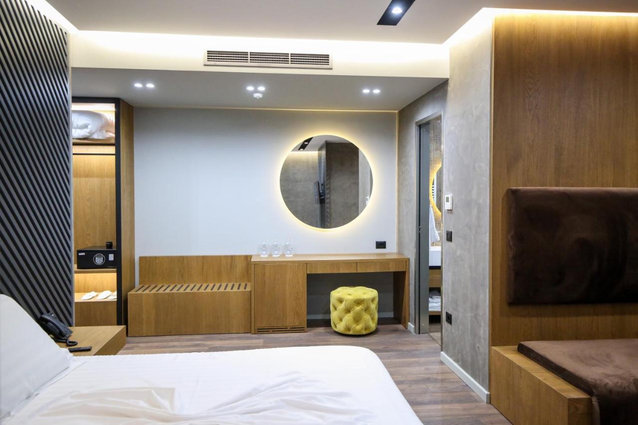 Ap Hotel Boutique Vlorë Esterno foto