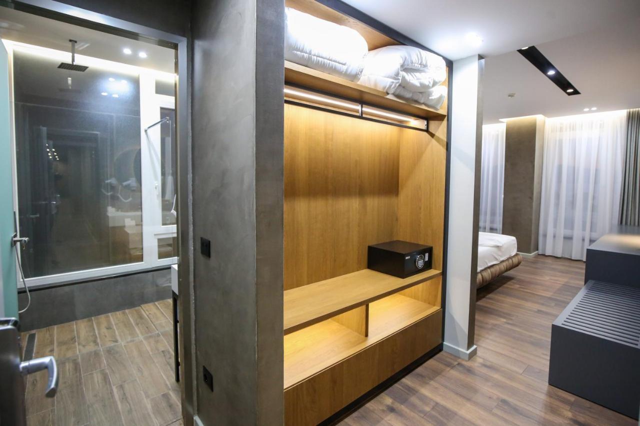 Ap Hotel Boutique Vlorë Esterno foto