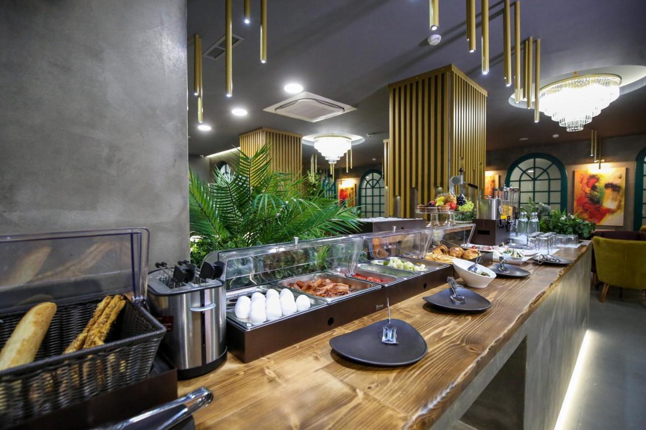 Ap Hotel Boutique Vlorë Esterno foto