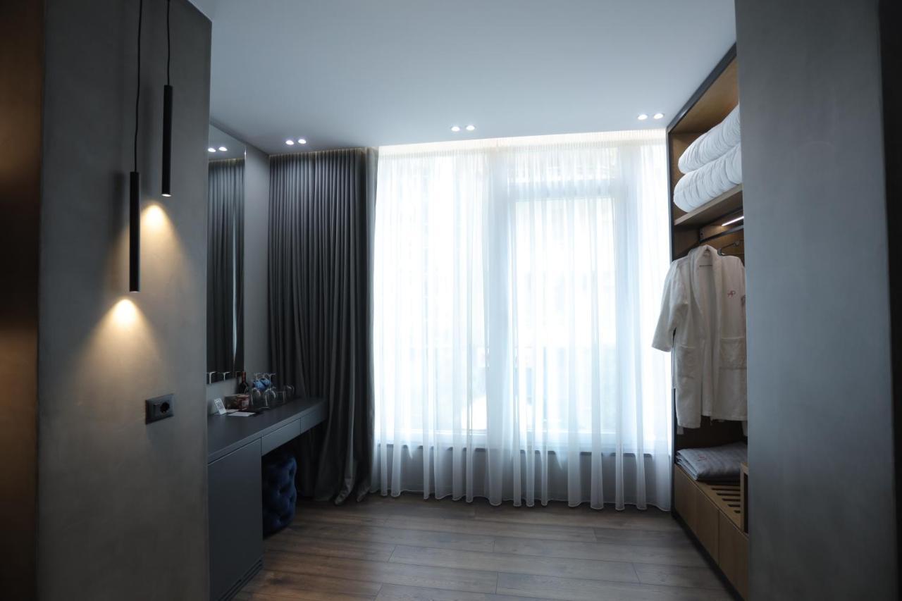 Ap Hotel Boutique Vlorë Esterno foto