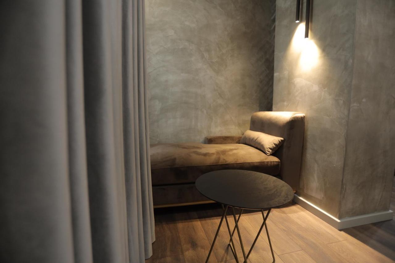 Ap Hotel Boutique Vlorë Esterno foto
