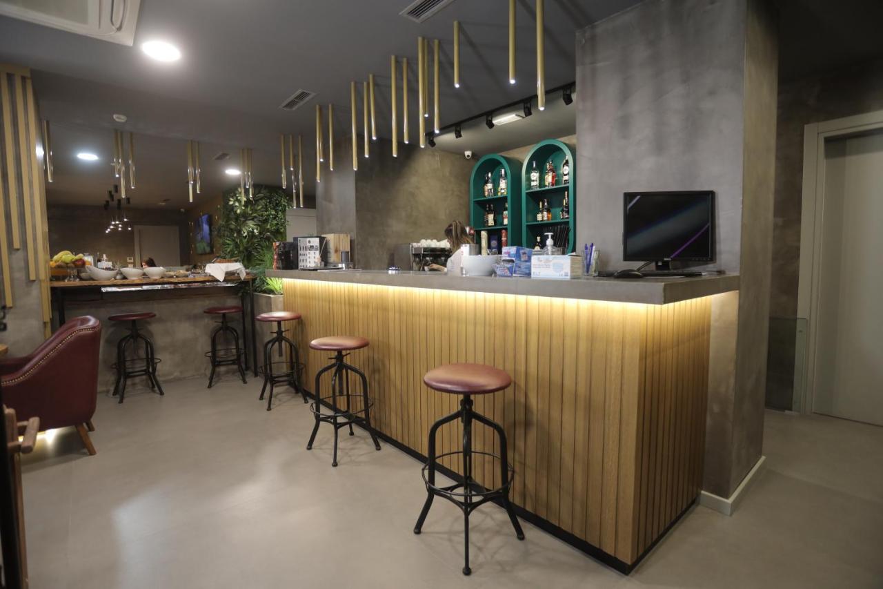 Ap Hotel Boutique Vlorë Esterno foto