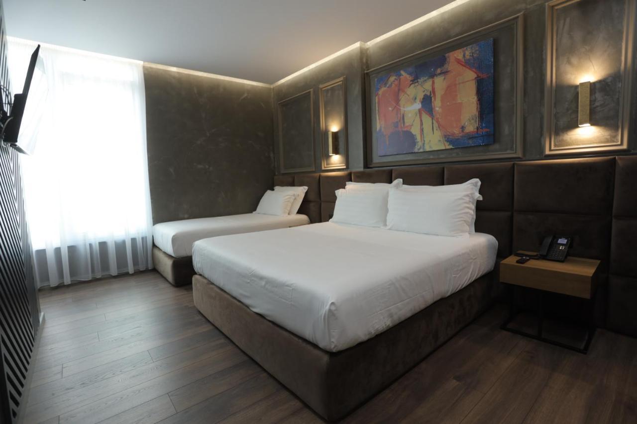 Ap Hotel Boutique Vlorë Esterno foto