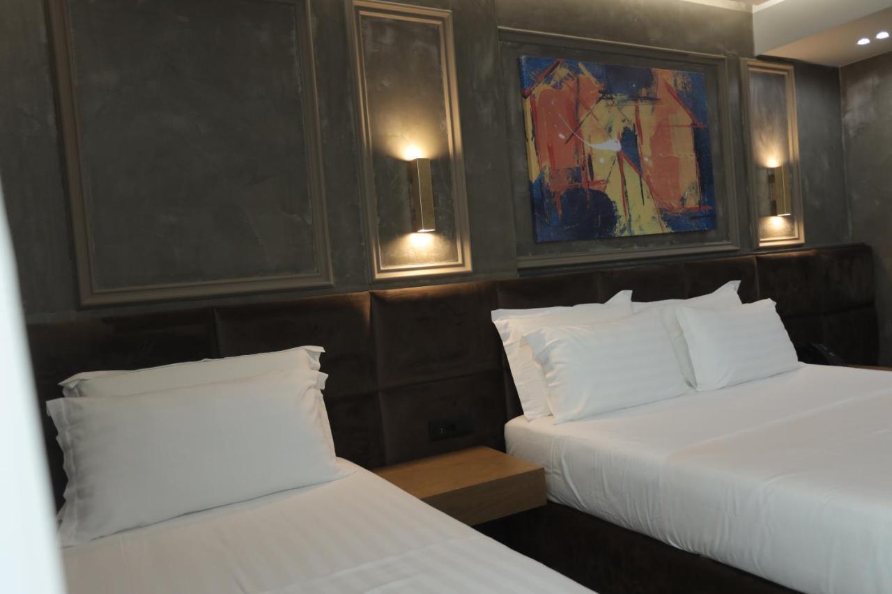 Ap Hotel Boutique Vlorë Esterno foto