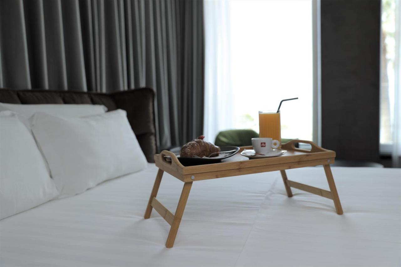 Ap Hotel Boutique Vlorë Esterno foto