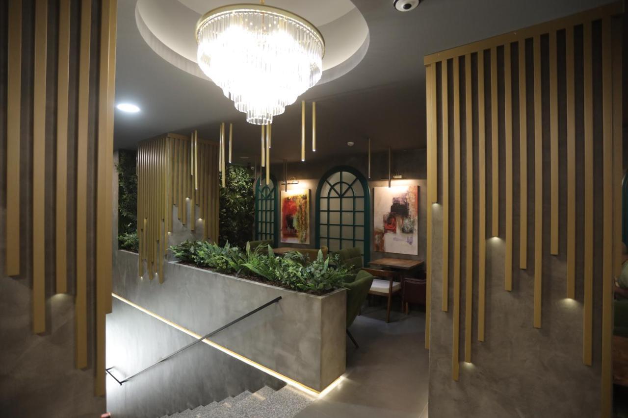 Ap Hotel Boutique Vlorë Esterno foto