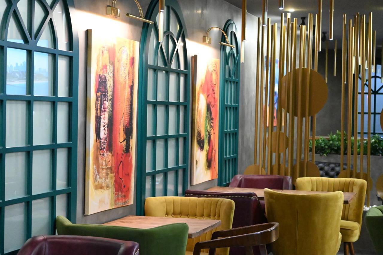 Ap Hotel Boutique Vlorë Esterno foto