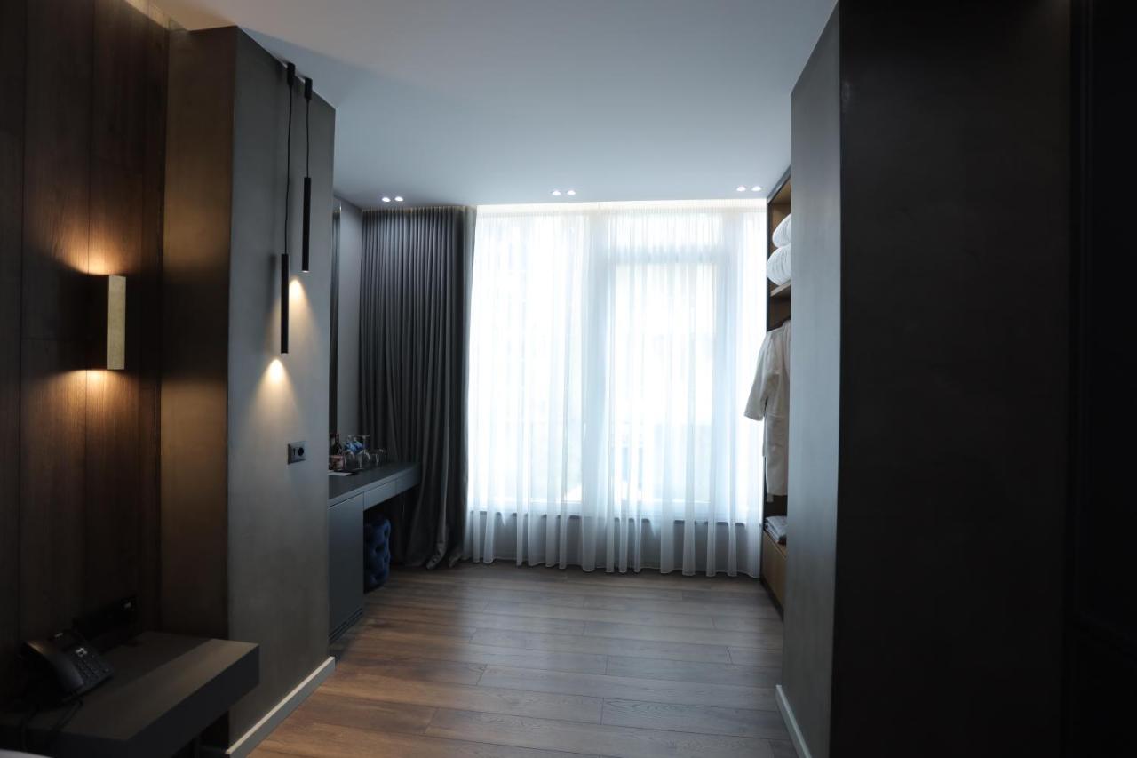 Ap Hotel Boutique Vlorë Esterno foto